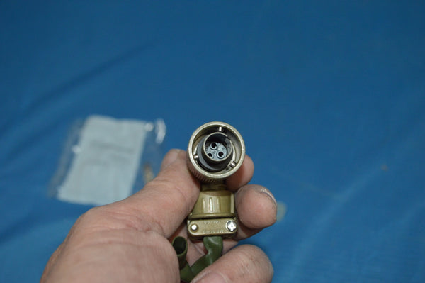 ITT Cannon CA310BE10SL-3P-B-F80 Connector Receptacle Military Mil Spec