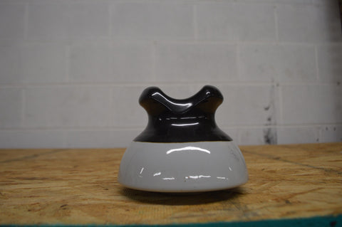 Pin Insulator NSN:5970-00-727-0001 P/N:366S