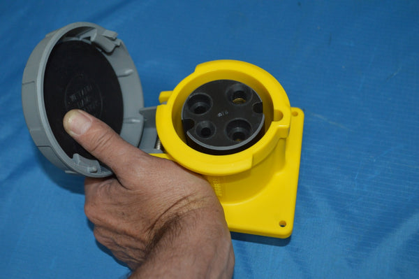 Hubbell HBL360R4W Pin and Sleeve IEC Receptacle, 2 Pole, 3 Wire, 60 amp, 125V NSN: 5970DSINSULA1