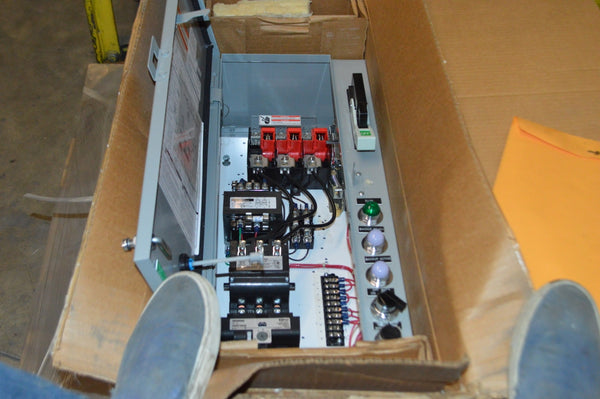 Siemens Control Panel, Heavy Duty Motor Starter nsn: 6110-01-441-5149 p/n: d68793-044