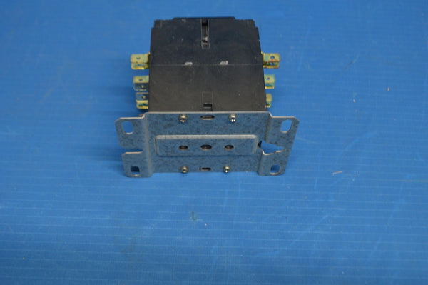 Magnetic Contactor 24VAC Coil 50/60HZ HVAC P/N:8401-002 NSN:6110-01-340-9424