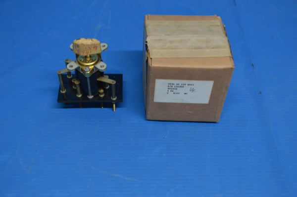 Arrow H&H Rotary Switch Bakelite 10A 125V P/N OA1251V NSN 5930-00-259-8961