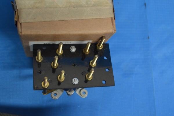 Arrow H&H Rotary Switch Bakelite 10A 125V P/N OA1251V NSN 5930-00-259-8961