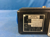 NOS Detroit Switch Pressure Switch for Gas or Liquid NSN:5930-00-184-7641 Model:2505670RB3