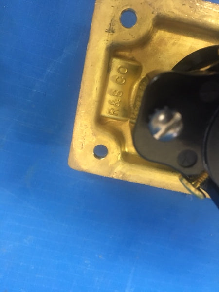Thomas & Betts 3744 Receptacle Connector 30A 250V 20A 600VAC NSN:5935-00-435-2458