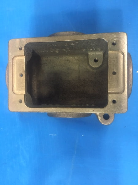 Thomas & Betts 3744 Receptacle Connector 30A 250V 20A 600VAC NSN:5935-00-435-2458