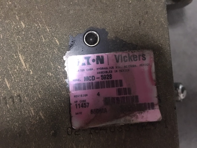 Vickers / Eaton MCD-5928 Manifold Valve Assembly NSN:4820-01-408-5648