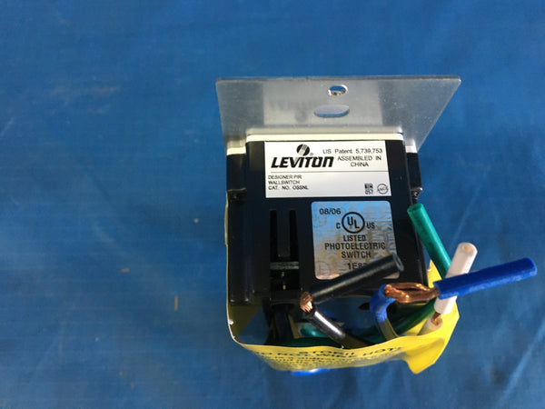 NEW!!! Leviton 091-OSSNL-IDW Decora Passive Infrared Wall Switch Occupancy Sensor