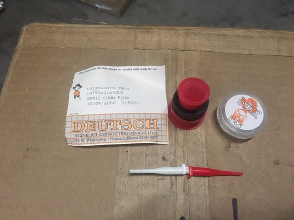 Deutsch Electrical Plug Connector Model: DG123A6R13-98P2 NSN:5935-01-380-8166