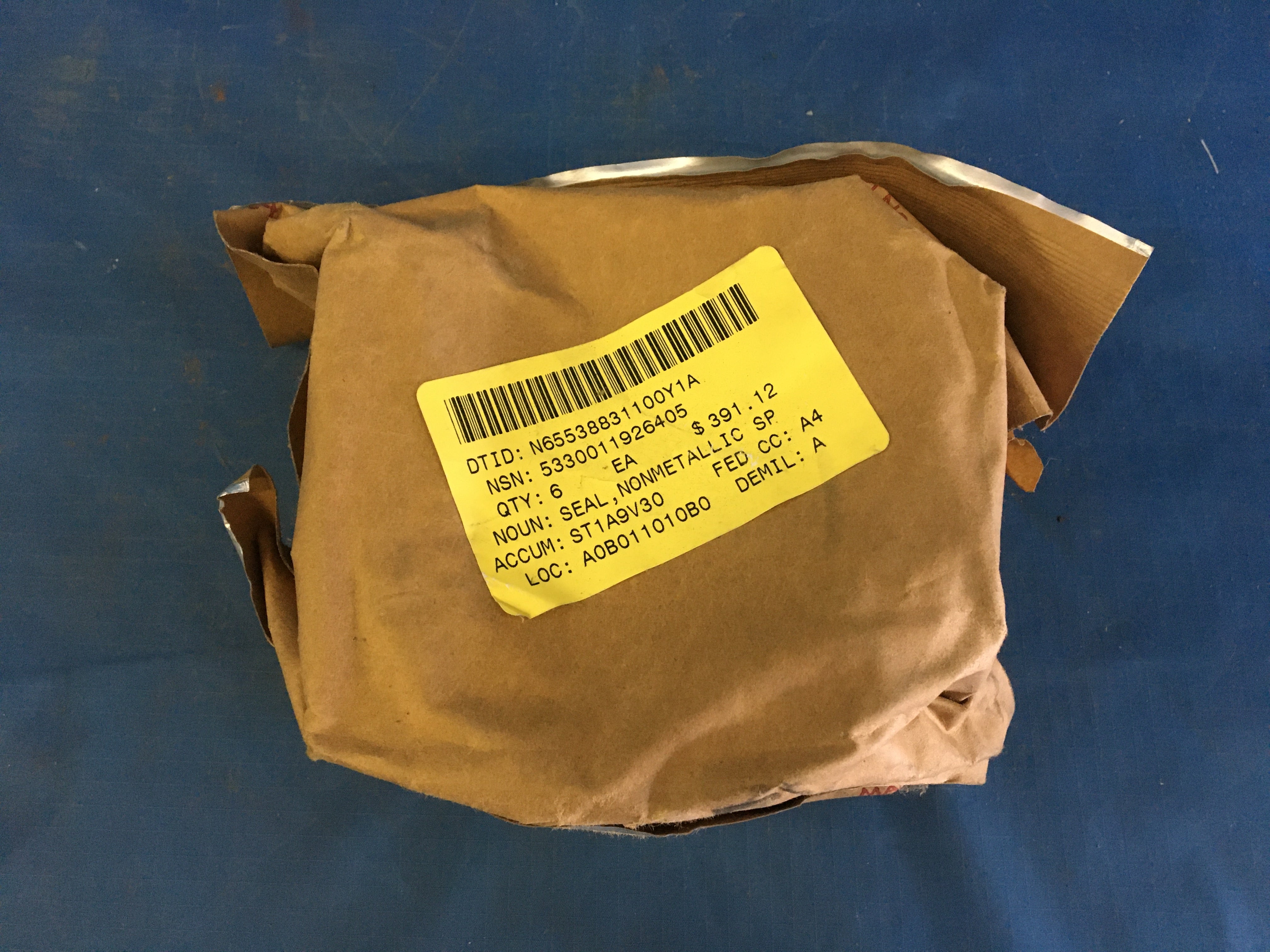 Nonmetallic Special Shaped Section Seal NSN:5330-01-192-6405 P/N:90543-01