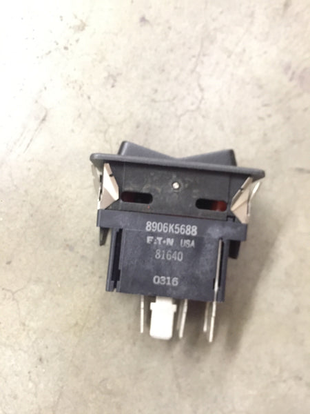 Toggle Switch NSN:5930-01-480-7052 P/N:8HB630