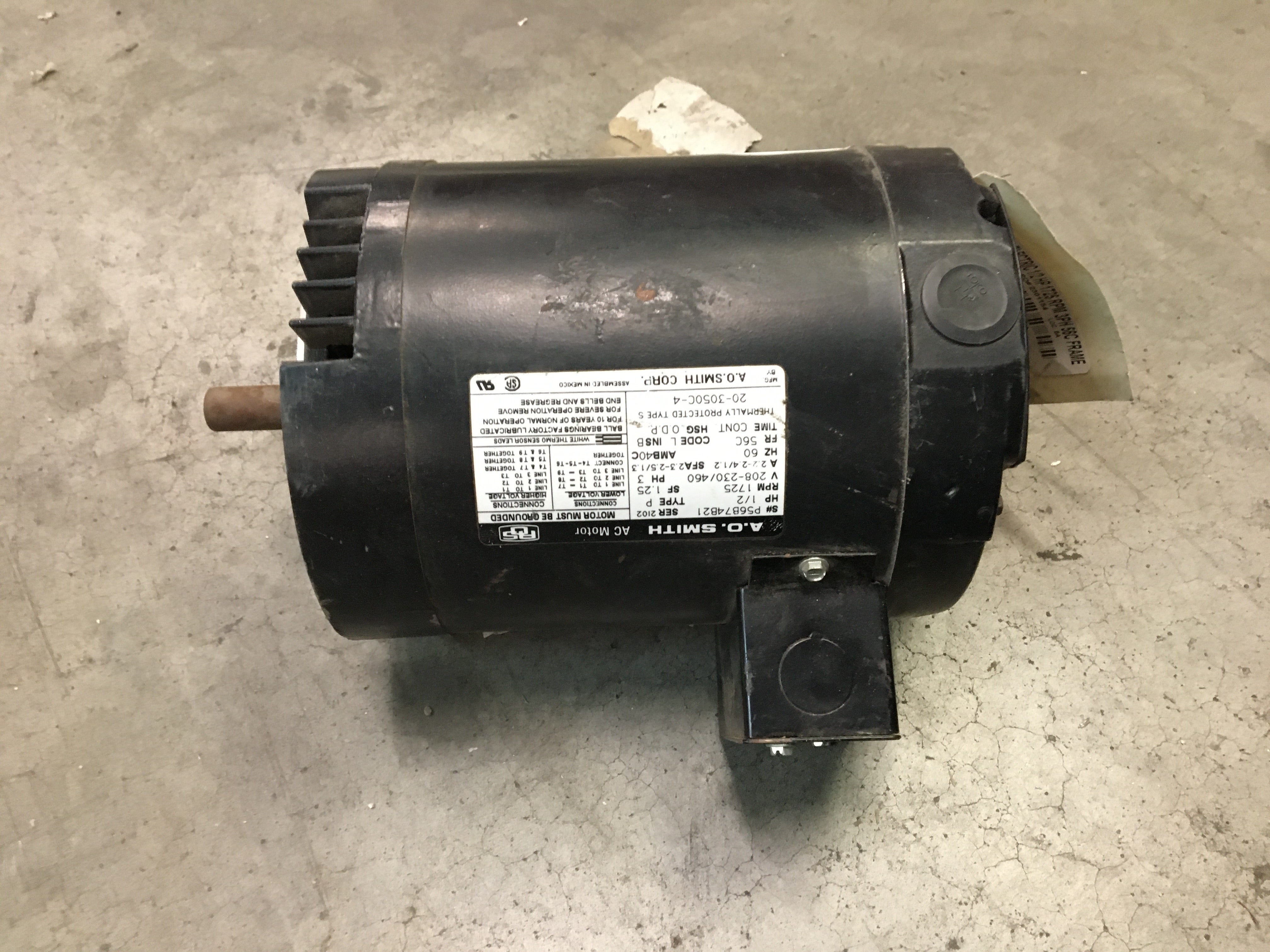 A.O. Smith P56B74B21 AC Motor, 1/2HP, 208-230/460V, 1725RPM, 3PH, 56C
