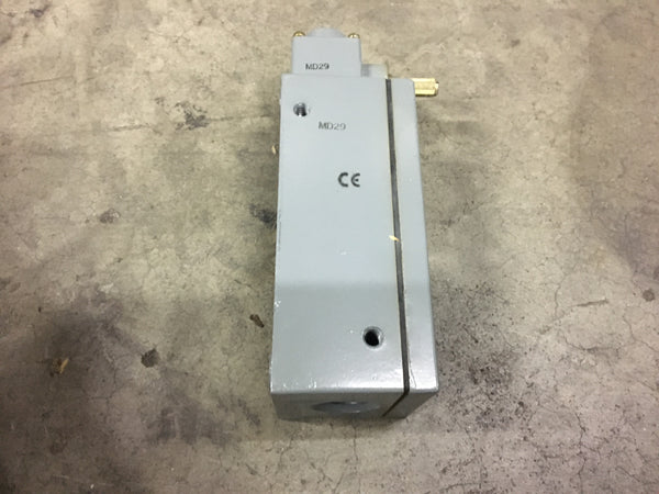 New Allen Bradley 802X-A4 Limit Switch, Lever Type