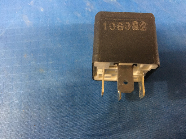 Hella HL66134 Mini Relay 12V 40A SPST with Resistor NSN:5925-01-026-5839