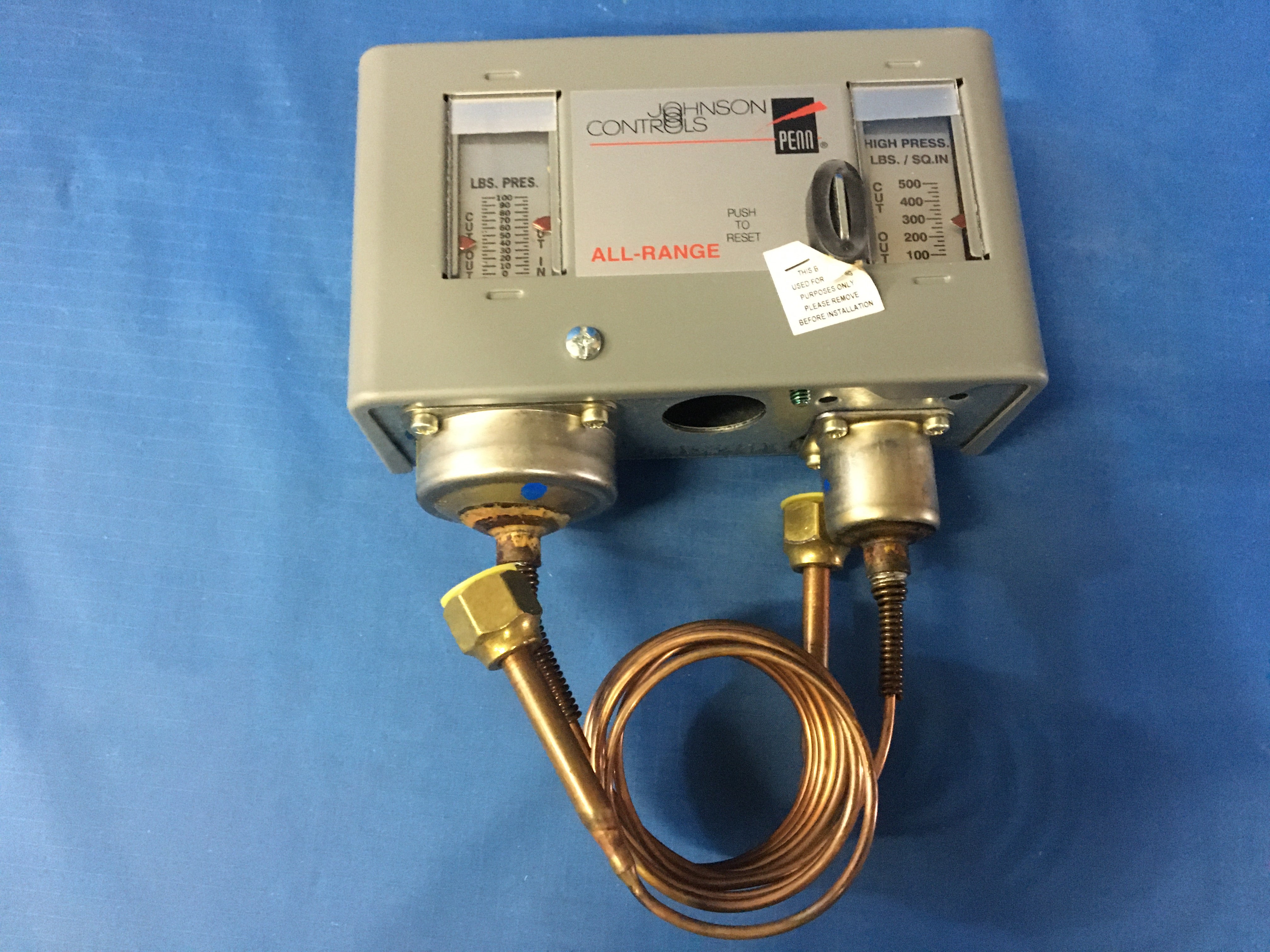 Johnson Controls Pressure Switch NSN:5930-00-080-4104 NSN:5930-00-253-9327 P/N:P70MA-1
