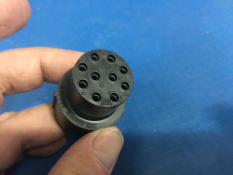 ITT Cannon Electrical Plug Connector for Mrap NSN:5935-01-153-8291 P/N:SS8-10 R Model:12258940-10