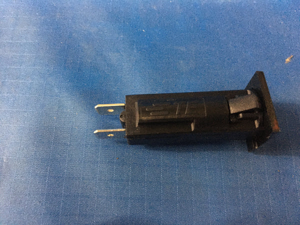 Tyco Circuit Breaker, 15 AMP Push Thru, Model:W28XQ1A-15 NSN:5925-01-258-2129